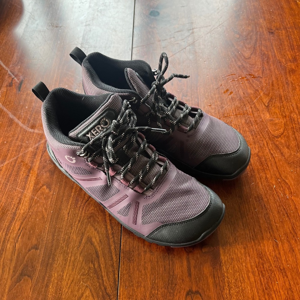 Xero Shoes Daylite Hiker Fusion 9.5 Purple Barefoot Minimalist Hiking Boots